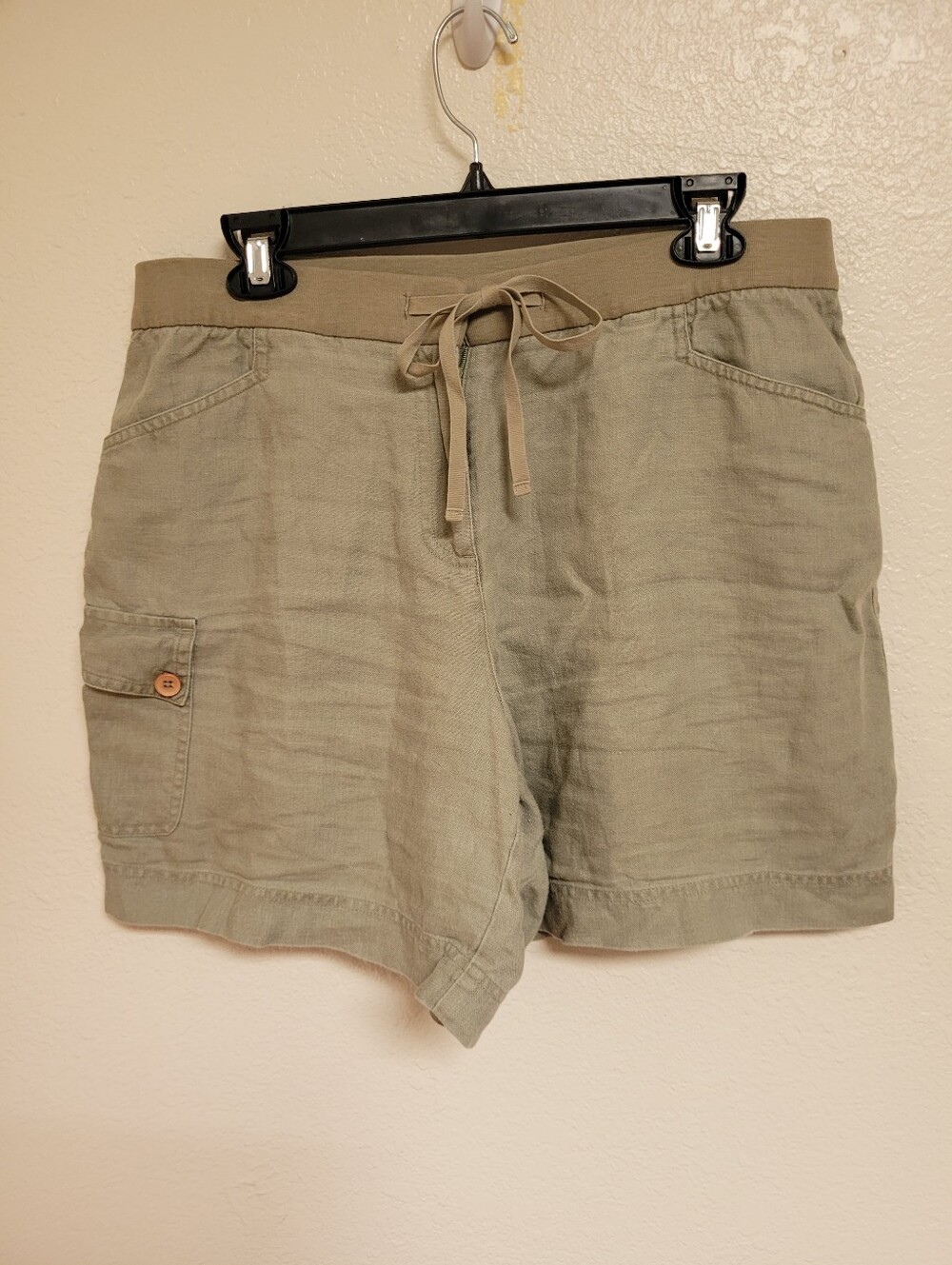 J. Jill Olive Drawstring Linen Cargo Short - Soft Utility Style